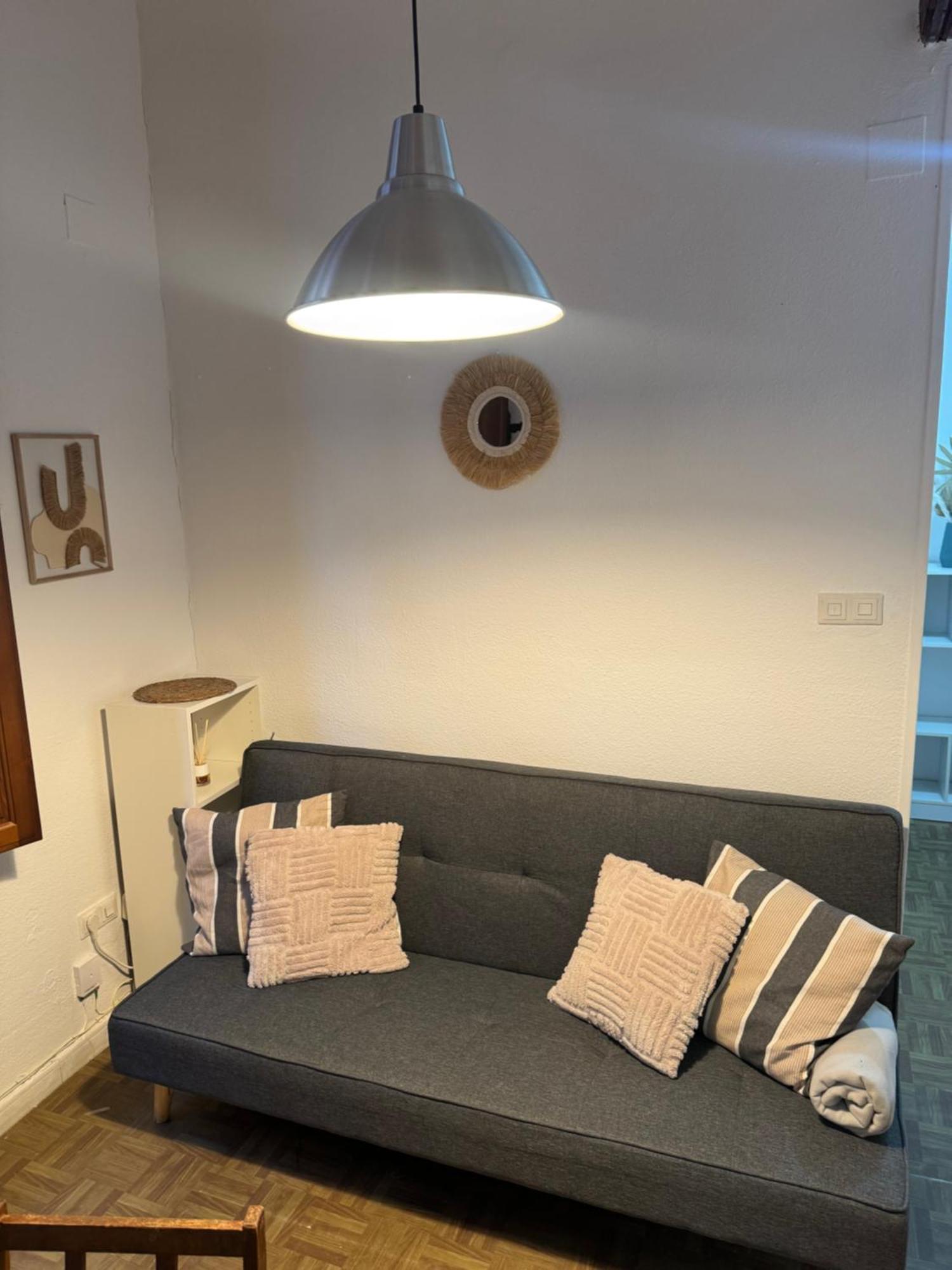 Cozy Close To The Cathedral Apartment *